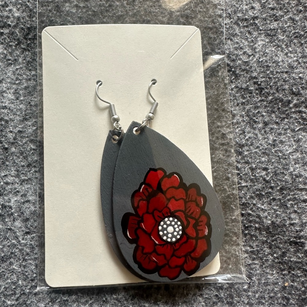 Elegant Red and Black Floral Earrings